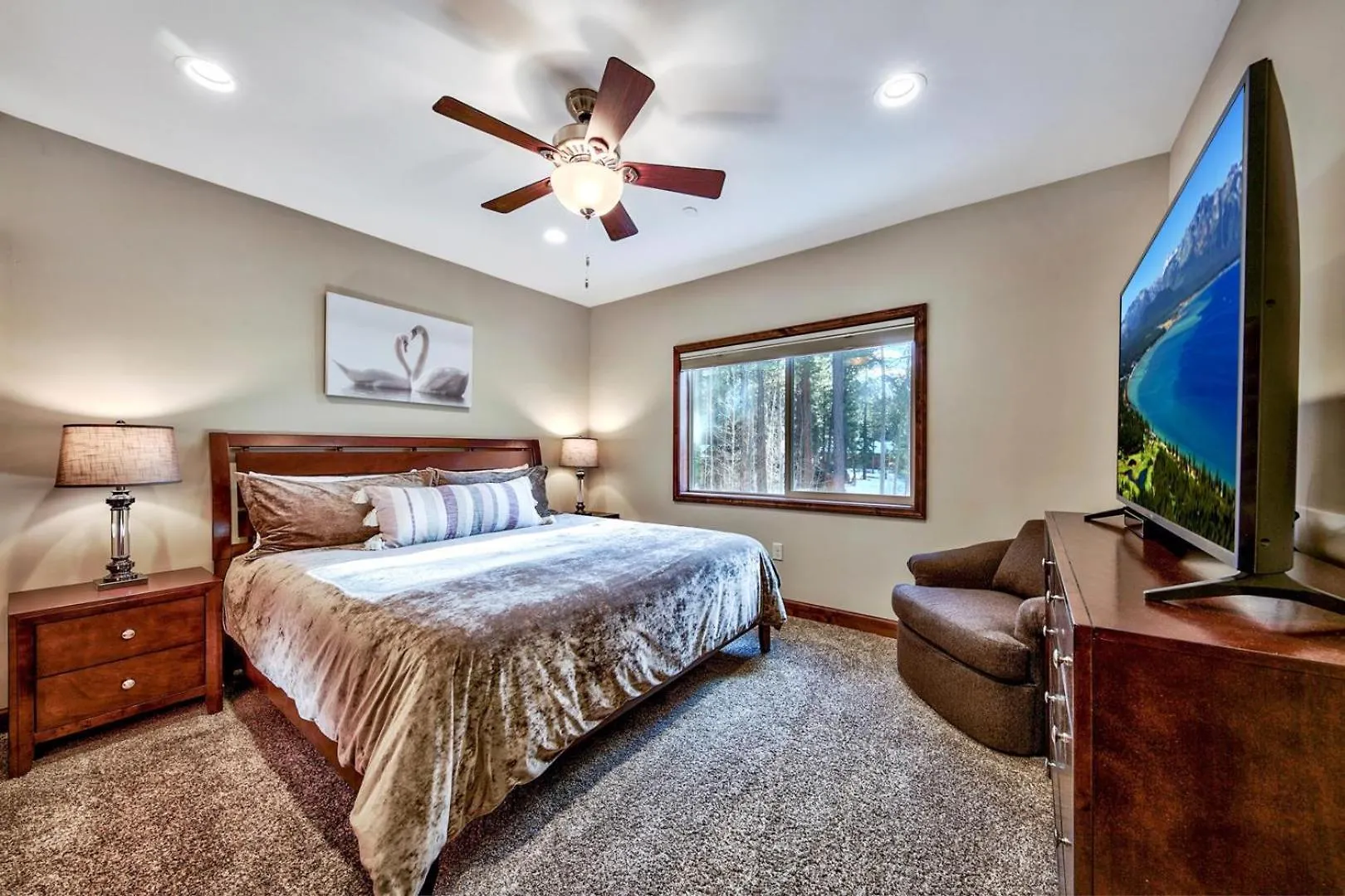 Tahoe Woods 602 Dog Friendly Walk To Gondola Lake Casinos South Lake Tahoe 0*,